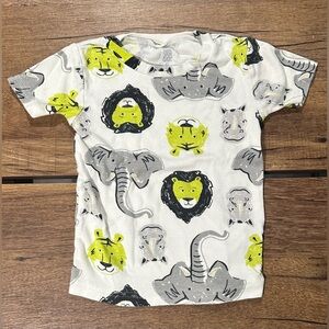 Short sleeve pajamas